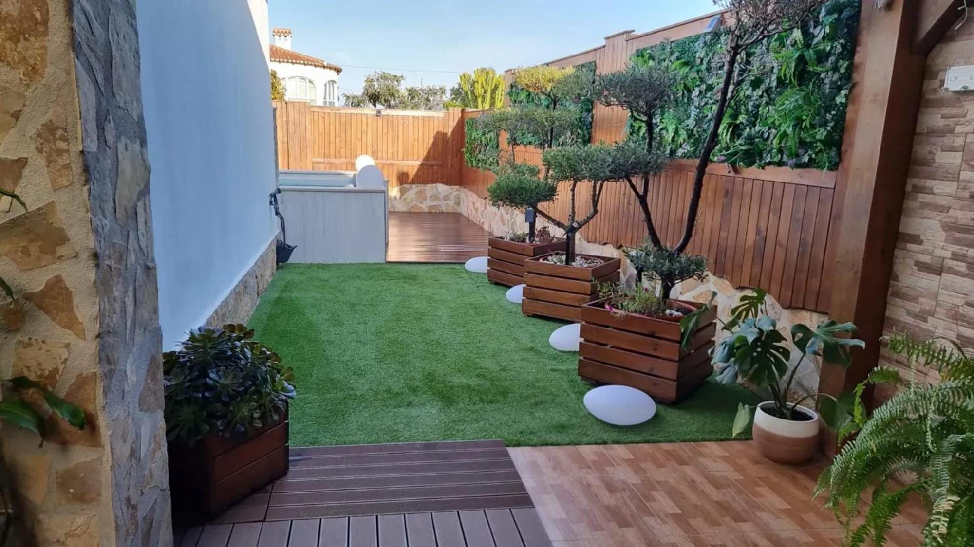 Sunny With Private Pool In + Enclosed Garden * Calp